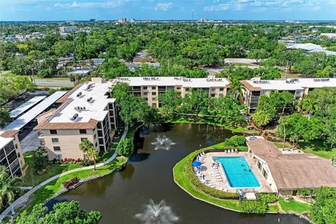 625 30th Avenue W Bradenton FL 34205