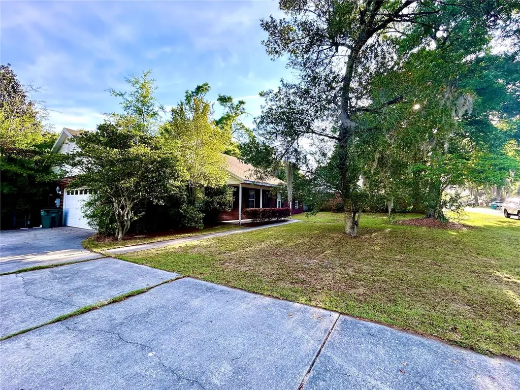 25330 SW 20th Avenue Newberry FL 32669