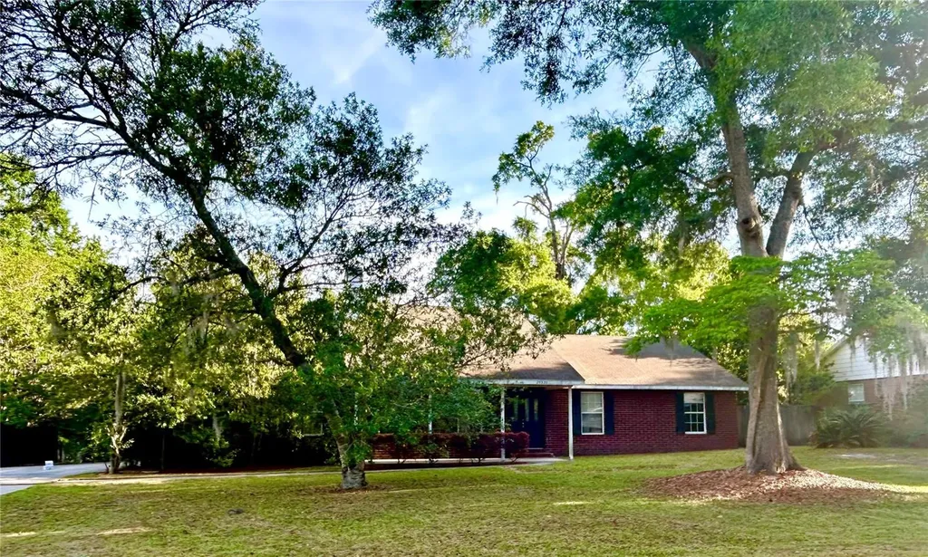 25330 SW 20th Avenue Newberry FL 32669