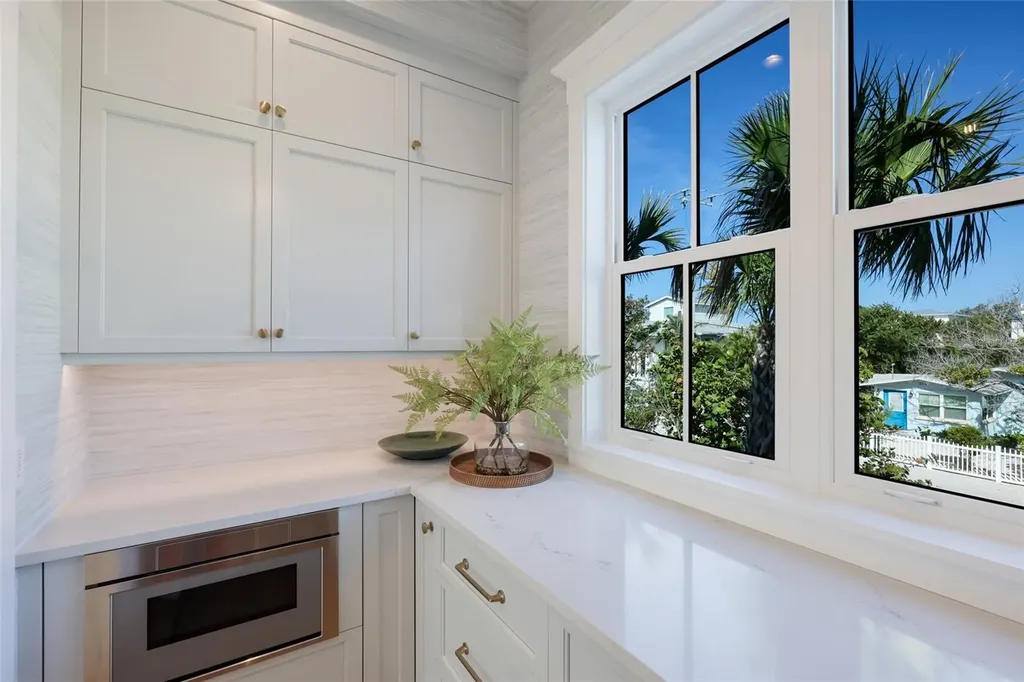 215 Sycamore Avenue Anna Maria FL 34216