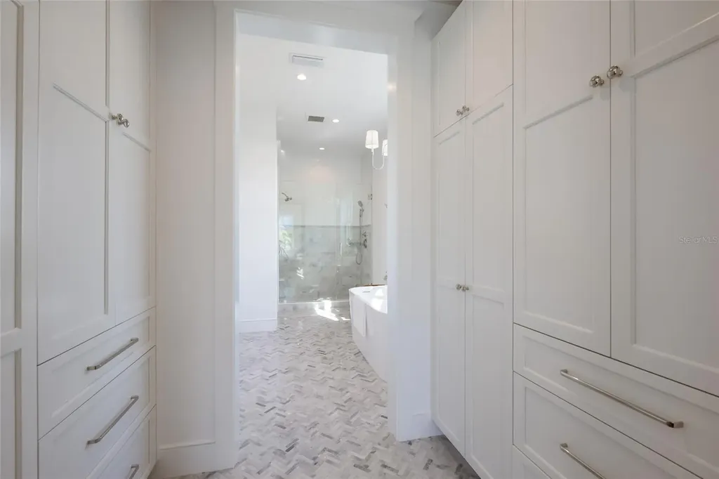 215 Sycamore Avenue Anna Maria FL 34216