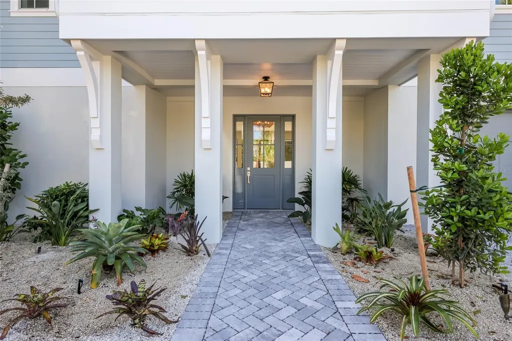 215 Sycamore Avenue Anna Maria FL 34216