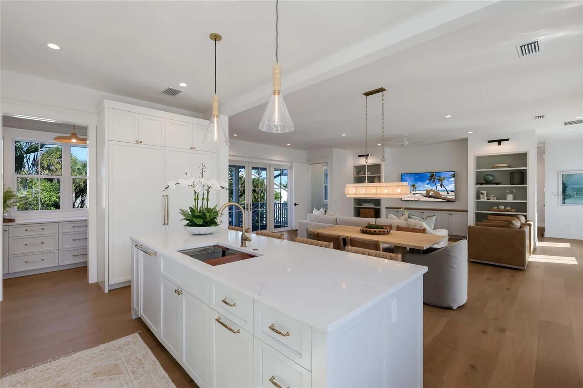 215 Sycamore Avenue Anna Maria FL 34216