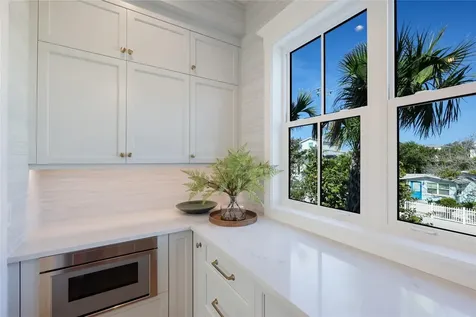 215 Sycamore Avenue Anna Maria FL 34216