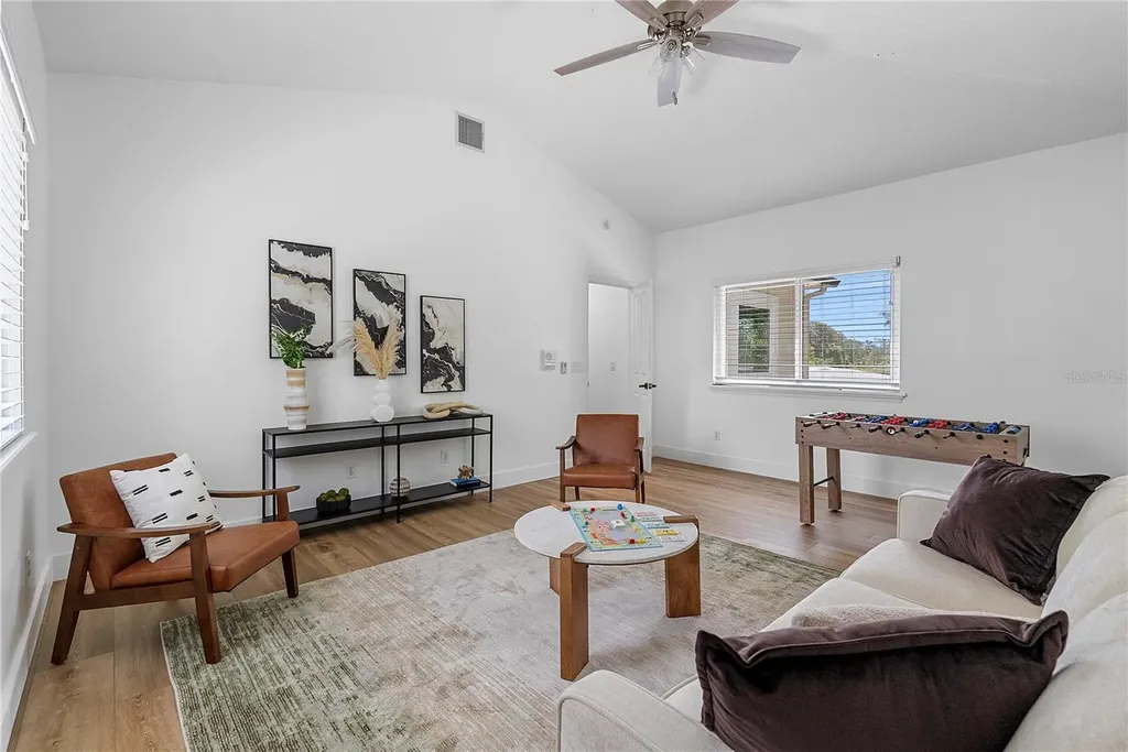281 Sunrise Point Lake Mary FL 32746