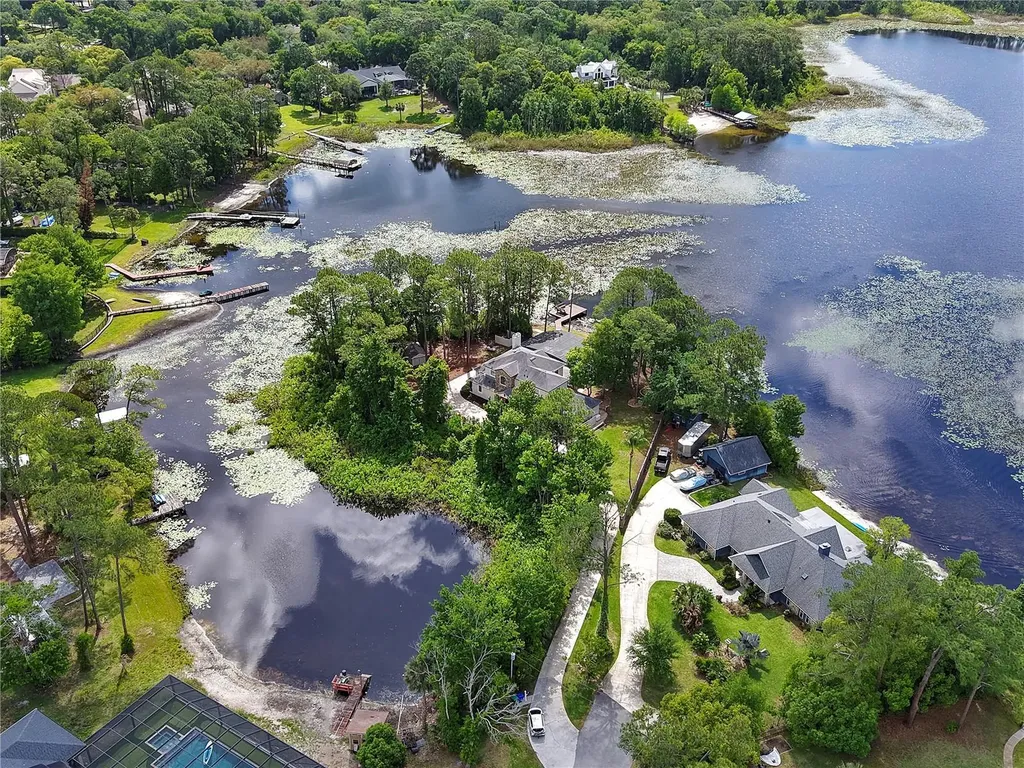 281 Sunrise Point Lake Mary FL 32746