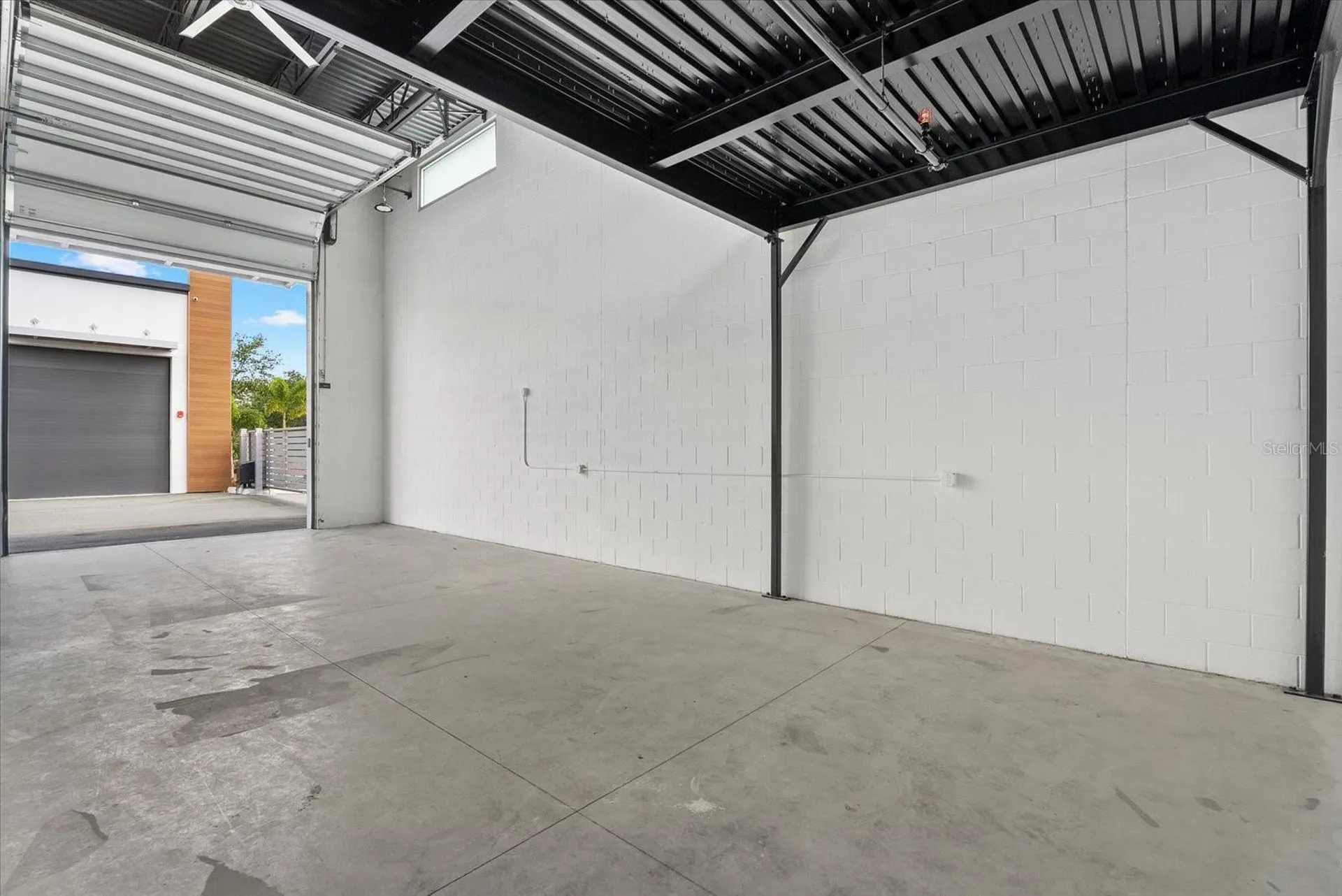 6566 Palmer Park Circle Sarasota FL 34238