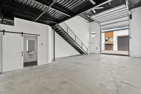 6566 Palmer Park Circle Sarasota FL 34238