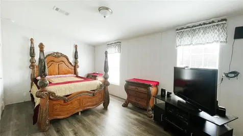 16161 NW 276th Street Okeechobee FL 34972