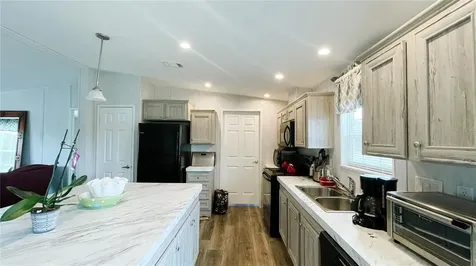 16161 NW 276th Street Okeechobee FL 34972