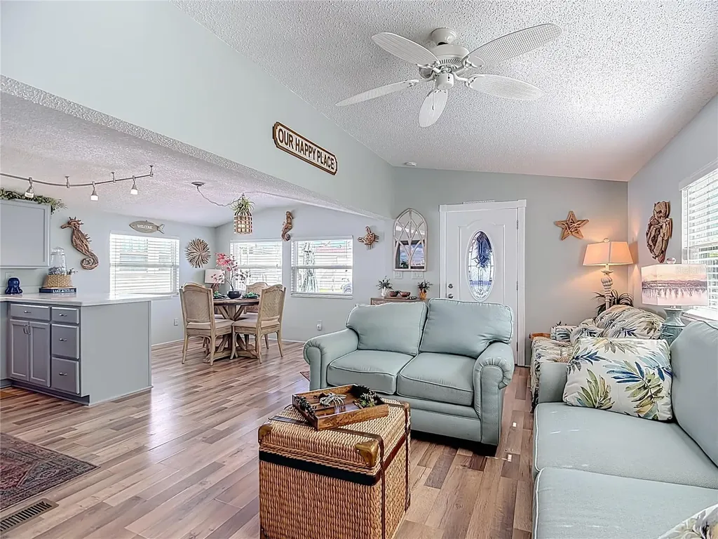 9000 Us Hwy 192 # 537 Clermont FL 34714