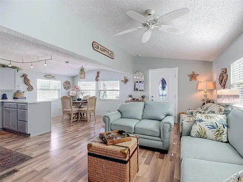 9000 Us Hwy 192 # 537 Clermont FL 34714