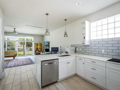 140 Julia Street New Smyrna Beach FL 32168