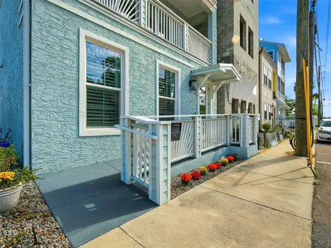 140 Julia Street New Smyrna Beach FL 32168