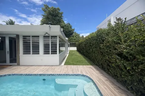 A24 Hastings Guaynabo PR 00966