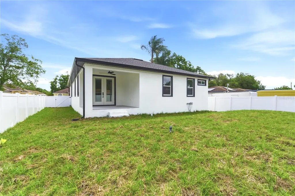 2601 S 70th Street Tampa FL 33619