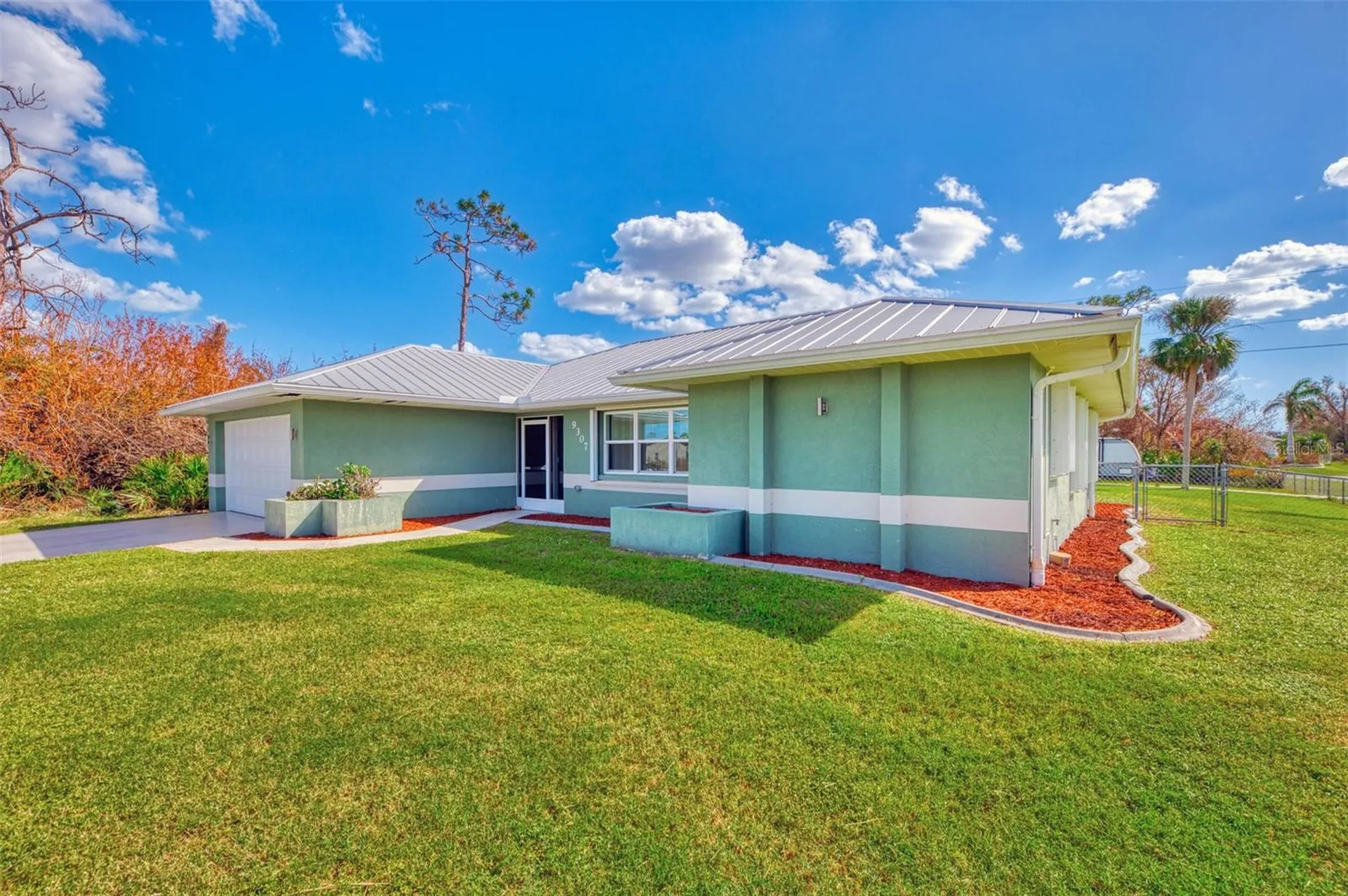 9307 San Bernandino Avenue Englewood FL 34224