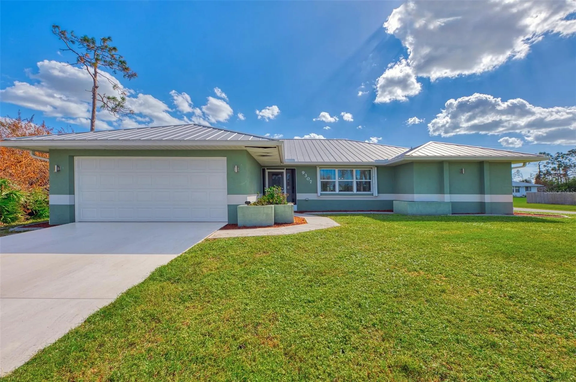 9307 San Bernandino Avenue Englewood FL 34224
