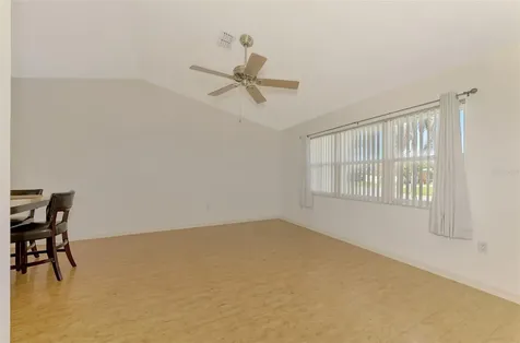 9307 San Bernandino Avenue Englewood FL 34224