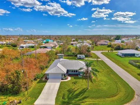 9307 San Bernandino Avenue Englewood FL 34224