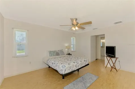 9307 San Bernandino Avenue Englewood FL 34224