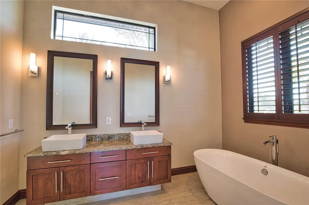 420 Palmetto Crescent Nokomis FL 34275