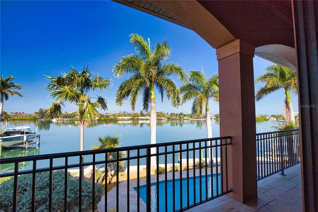 420 Palmetto Crescent Nokomis FL 34275
