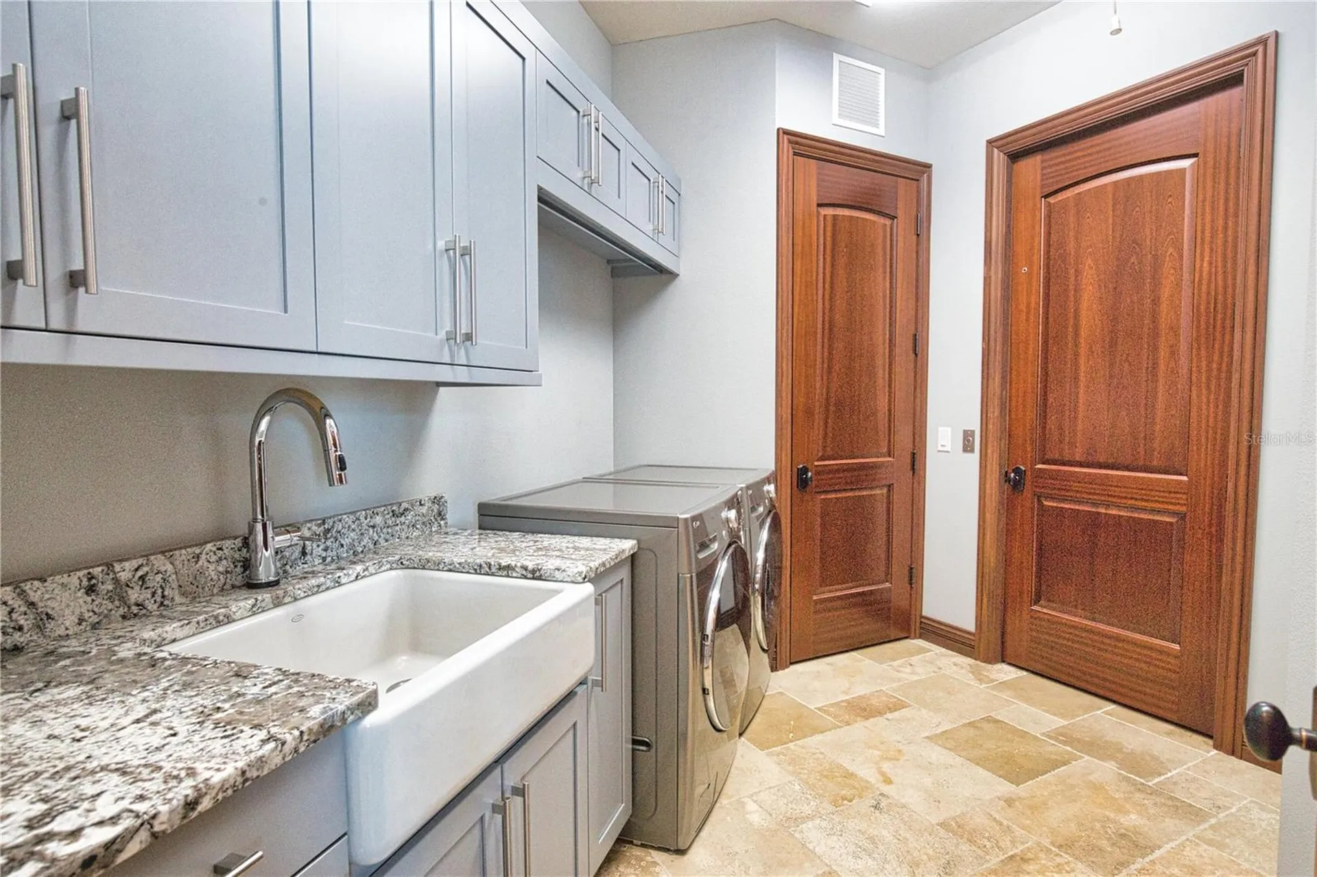 420 Palmetto Crescent Nokomis FL 34275