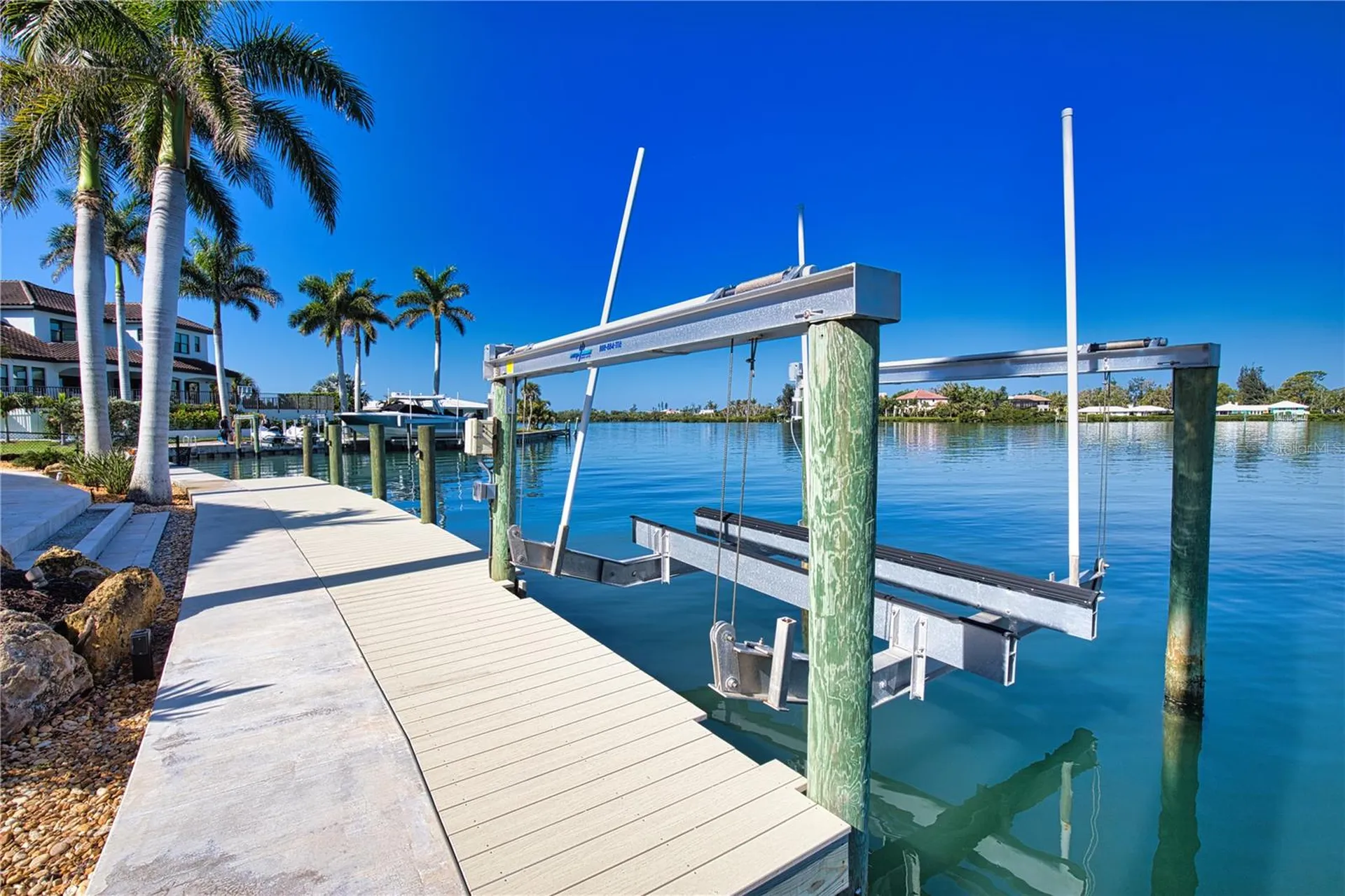 420 Palmetto Crescent Nokomis FL 34275