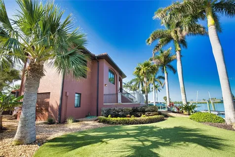 420 Palmetto Crescent Nokomis FL 34275