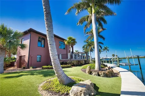 420 Palmetto Crescent Nokomis FL 34275