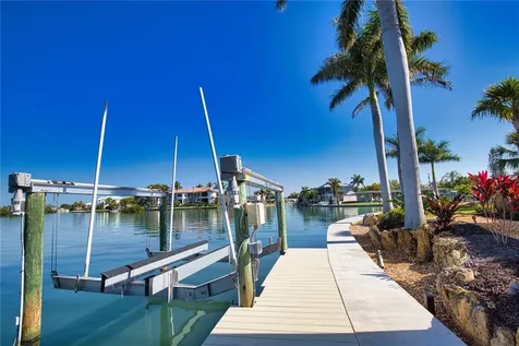 420 Palmetto Crescent Nokomis FL 34275