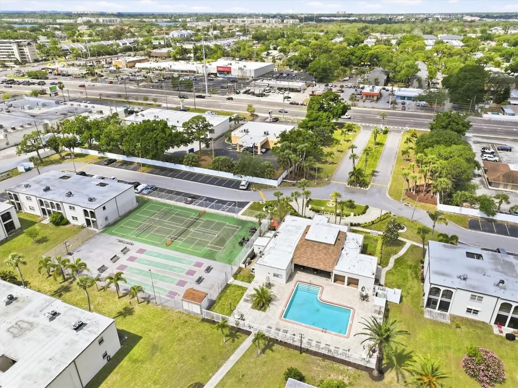 7701 Starkey Road Seminole FL 33777