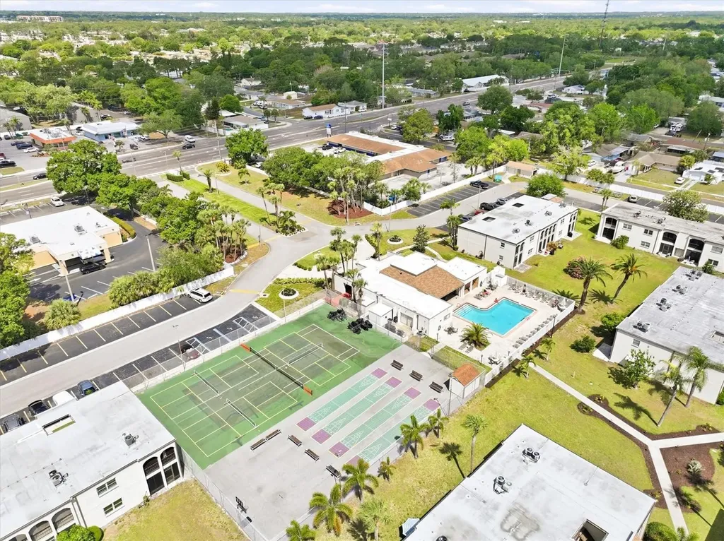 7701 Starkey Road Seminole FL 33777