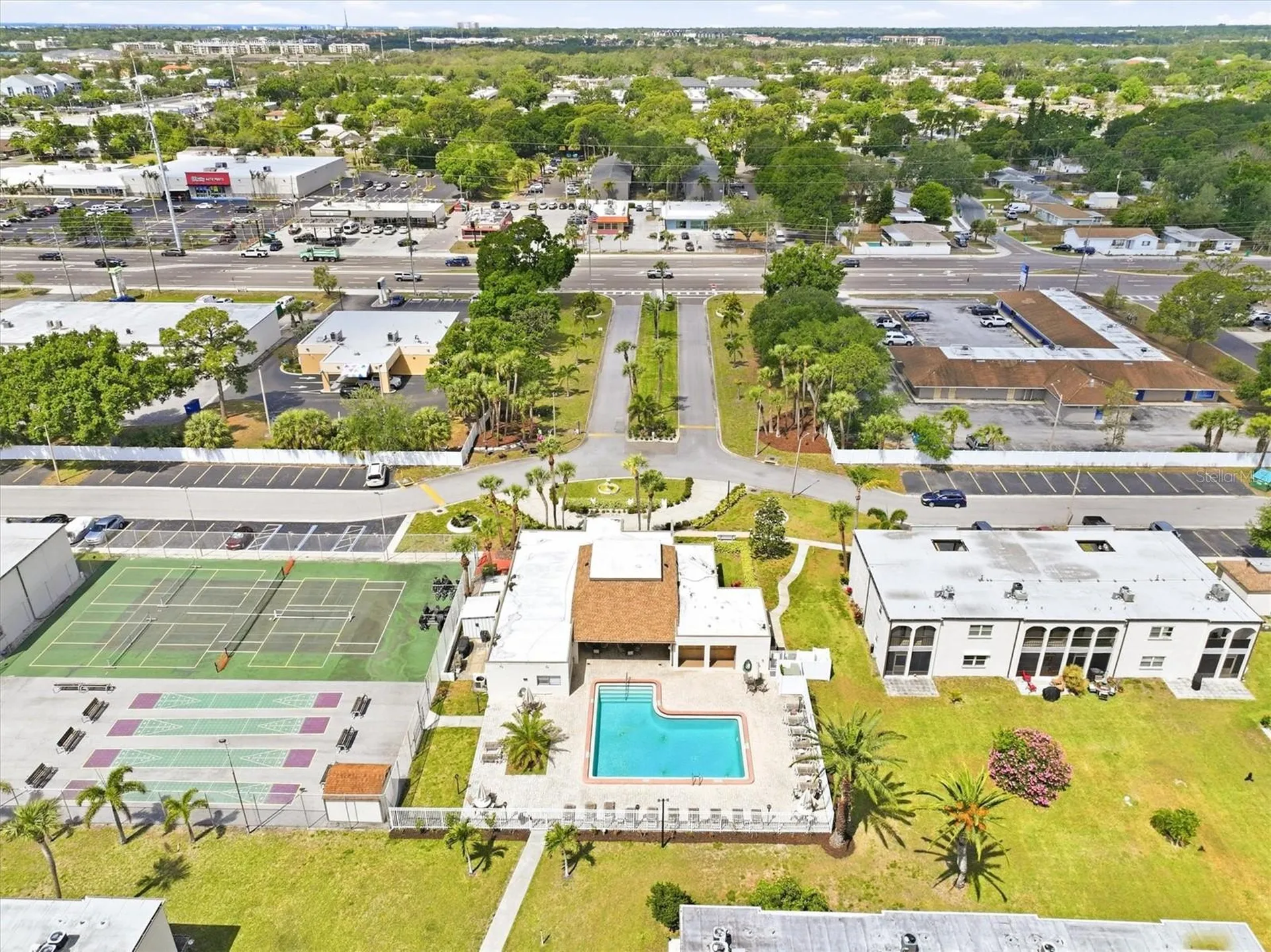 7701 Starkey Road Seminole FL 33777