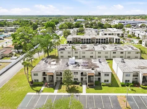 7701 Starkey Road Seminole FL 33777