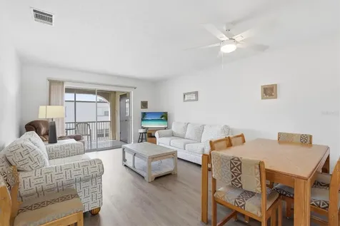 7701 Starkey Road Seminole FL 33777