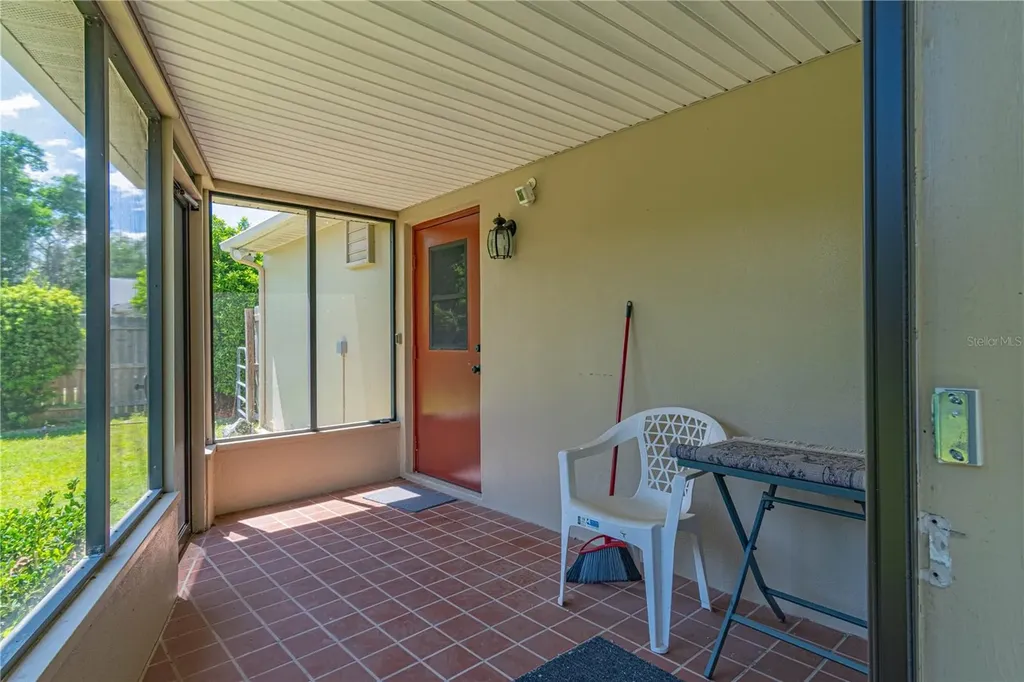 1343 Cr 437 Lake Panasoffkee FL 33538