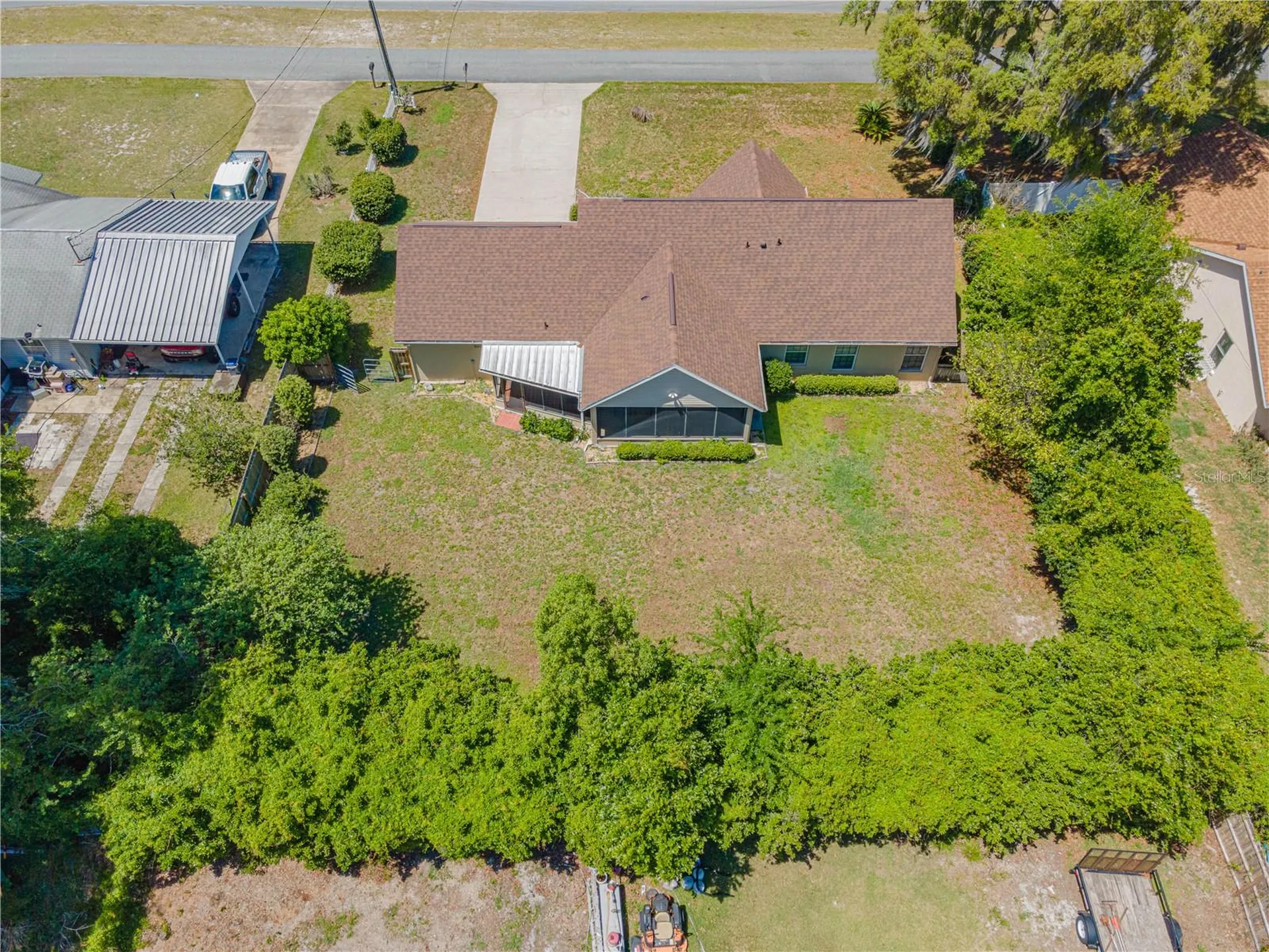 1343 Cr 437 Lake Panasoffkee FL 33538