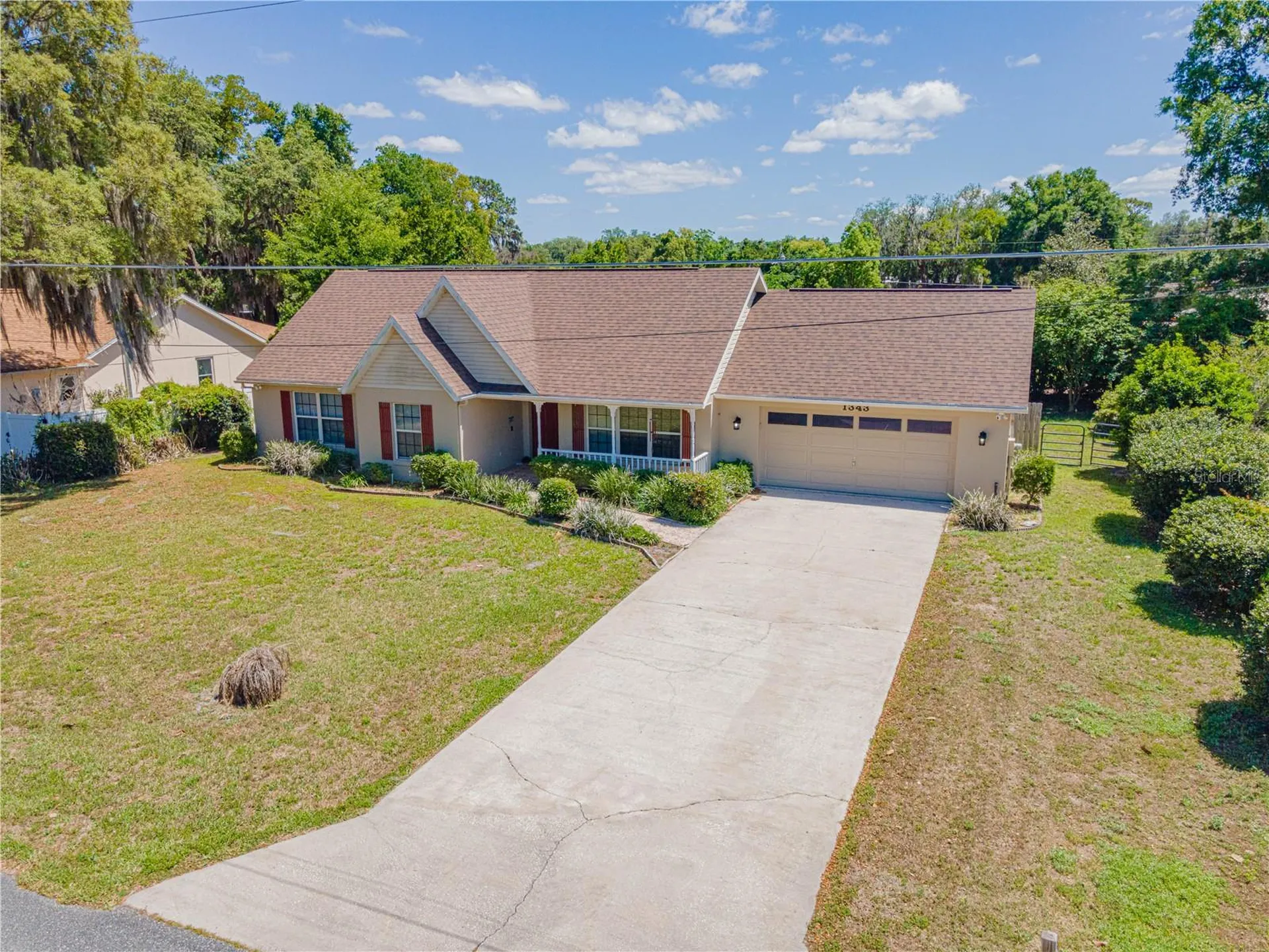 1343 Cr 437 Lake Panasoffkee FL 33538