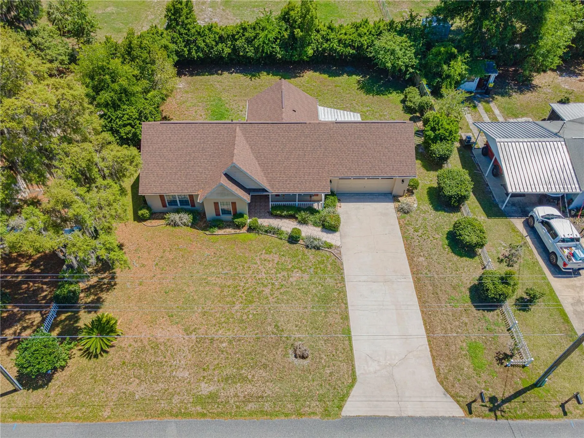 1343 Cr 437 Lake Panasoffkee FL 33538
