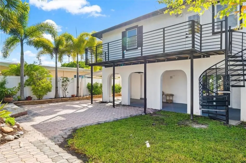 307 161st Avenue Redington Beach FL 33708