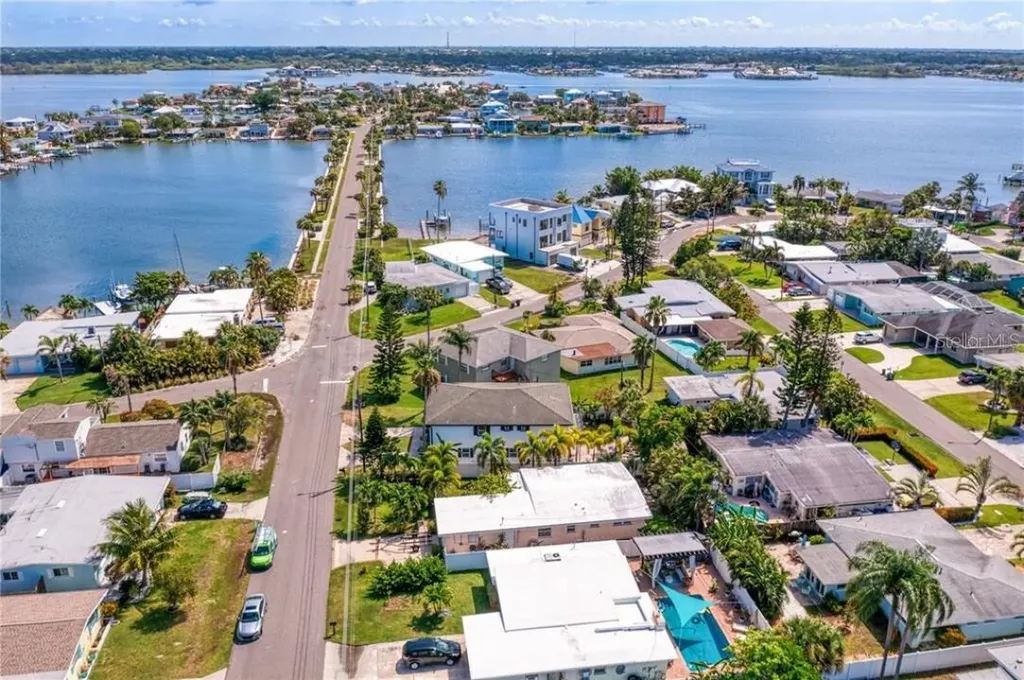 307 161st Avenue Redington Beach FL 33708