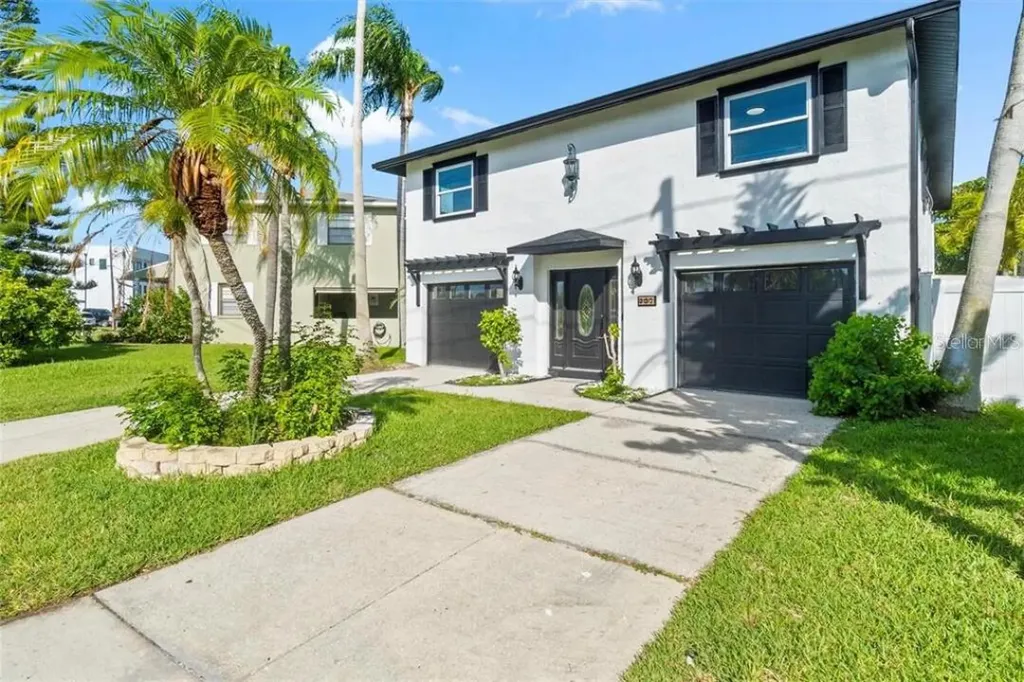 307 161st Avenue Redington Beach FL 33708