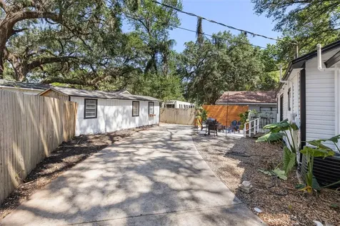 6806 N 17th Street Tampa FL 33610