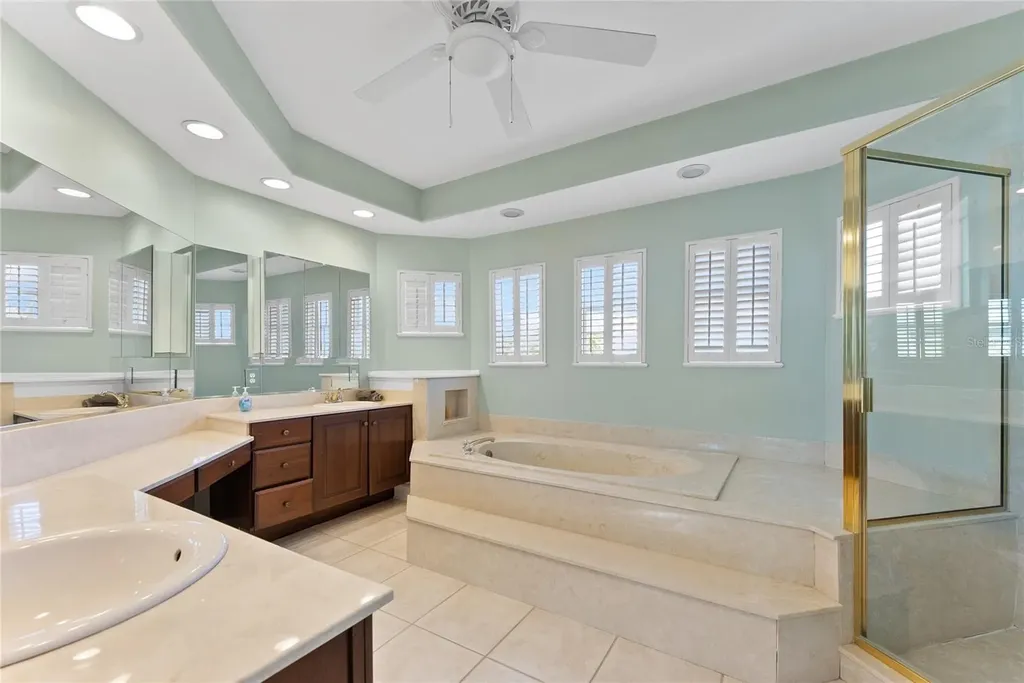 3020 Gulf Of Mexico Drive Longboat Key FL 34228