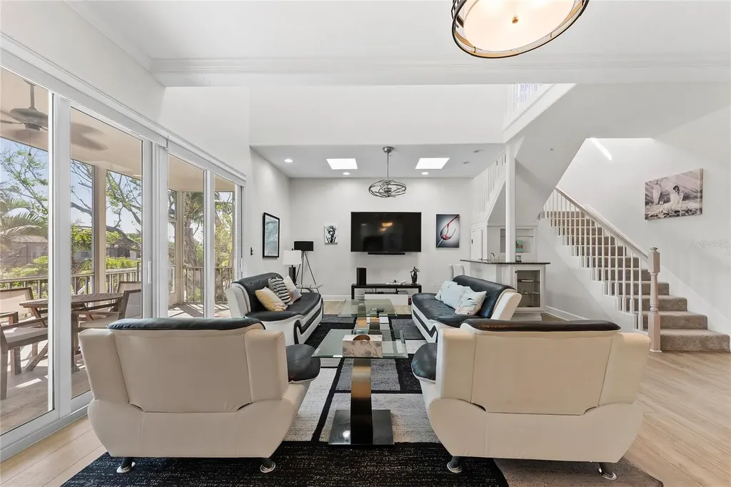 3020 Gulf Of Mexico Drive Longboat Key FL 34228
