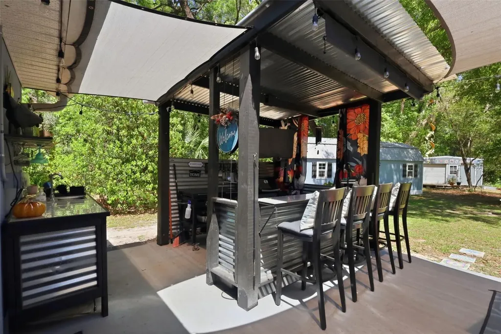 1925 Pine Court Deland FL 32720