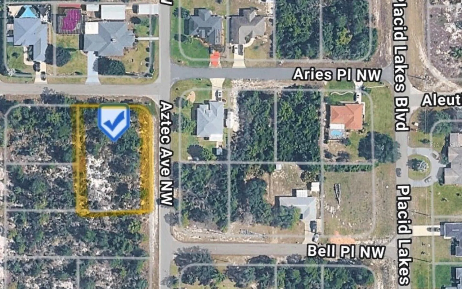 207 NW Aztec Avenue Lake Placid FL 33852
