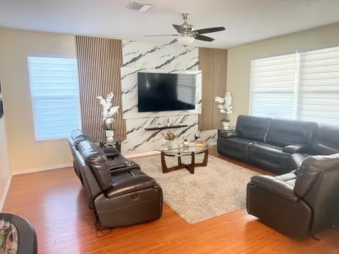 Apopka FL 32703